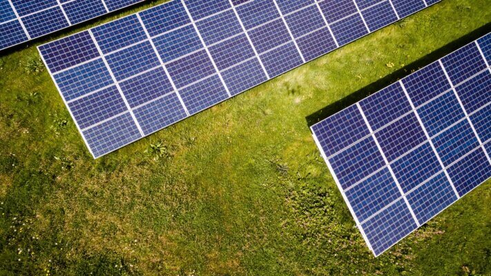 Можно ли установить солнечные батареи на земле?